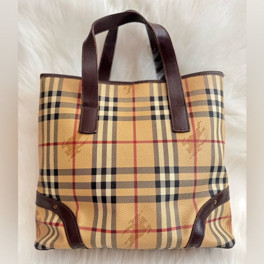 SOLD‼️‼️Burberry Beige and Brown Plaid Tote